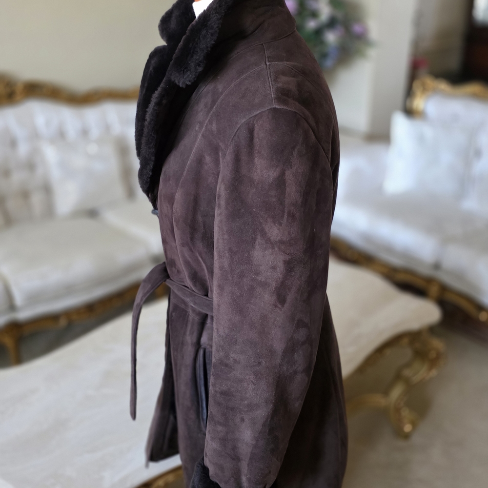 Dark Mocha Brown 100% Genuine European Sheepskin Shearling Leather Jacket - Picture 2 of 14